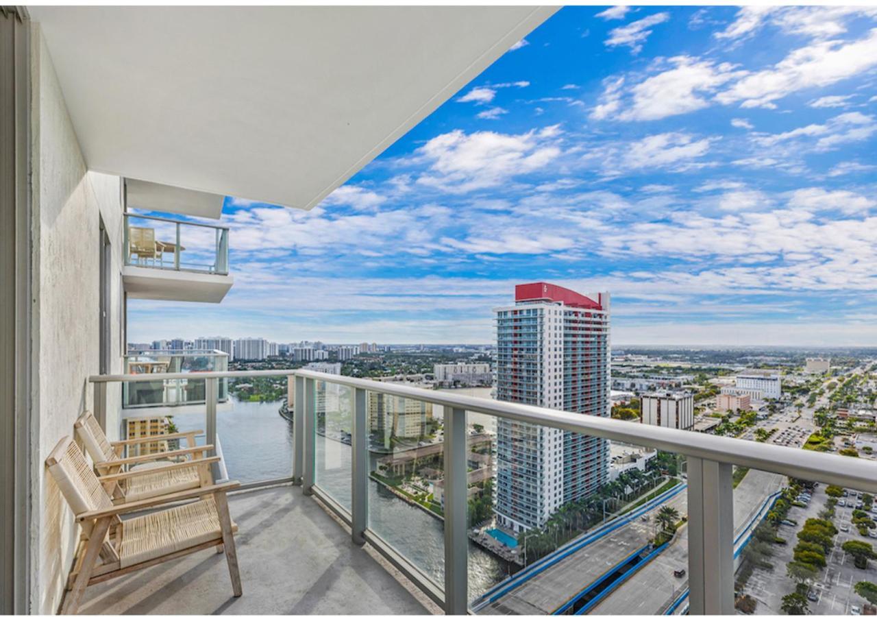 Hyde Beach House Three-Bedroom, Waterfront, Ocean And Intercostal View, Rooftop Pool, 5 Min Walk To Beach Hollywood Ngoại thất bức ảnh